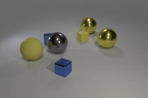 CLEVR Dataset Sample 6